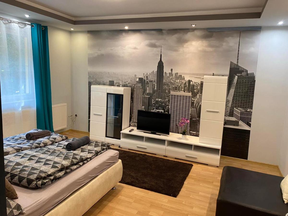 Gabrielle2 Apartman Debrecen Exteriör bild