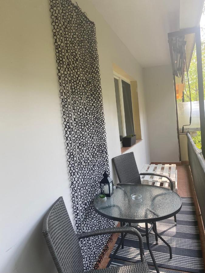 Gabrielle2 Apartman Debrecen Exteriör bild